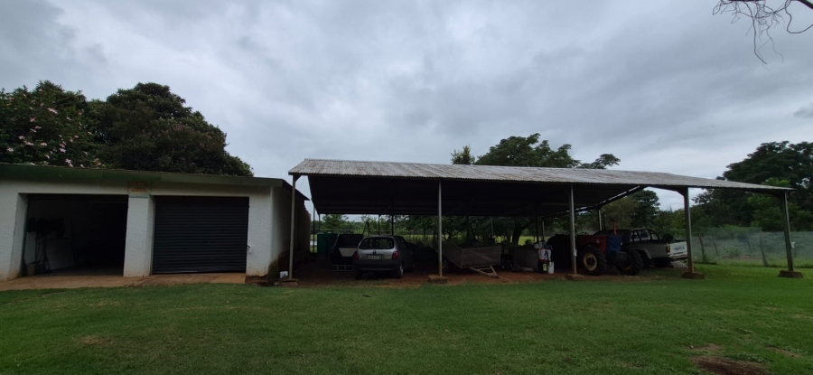 7 Bedroom Property for Sale in Modderfontein AH North West